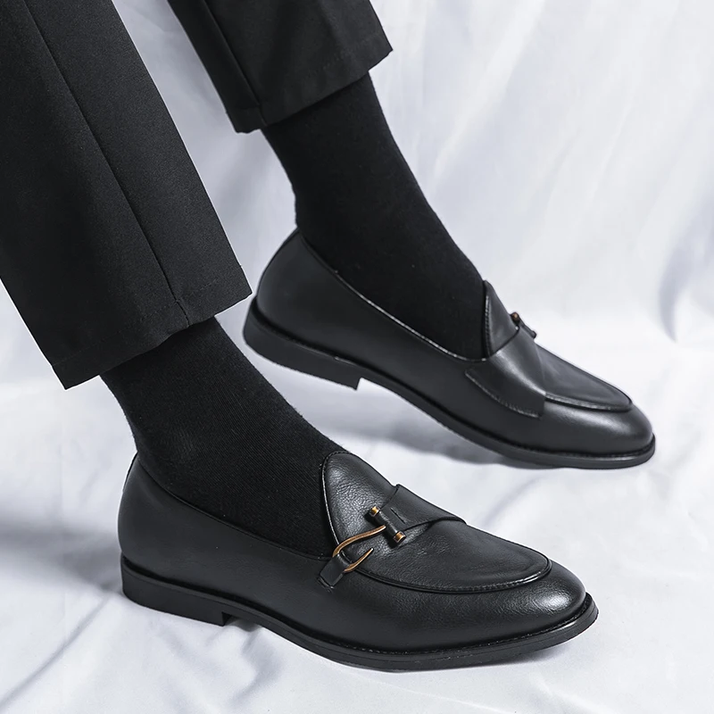 Zapato Casual de Cuero con Hebilla – Mocasín Confort