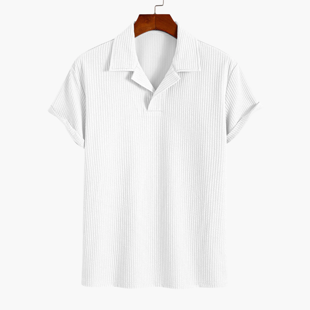 Camisa Polo "Riviera" – Elegancia Acanalada y Cuello Abierto