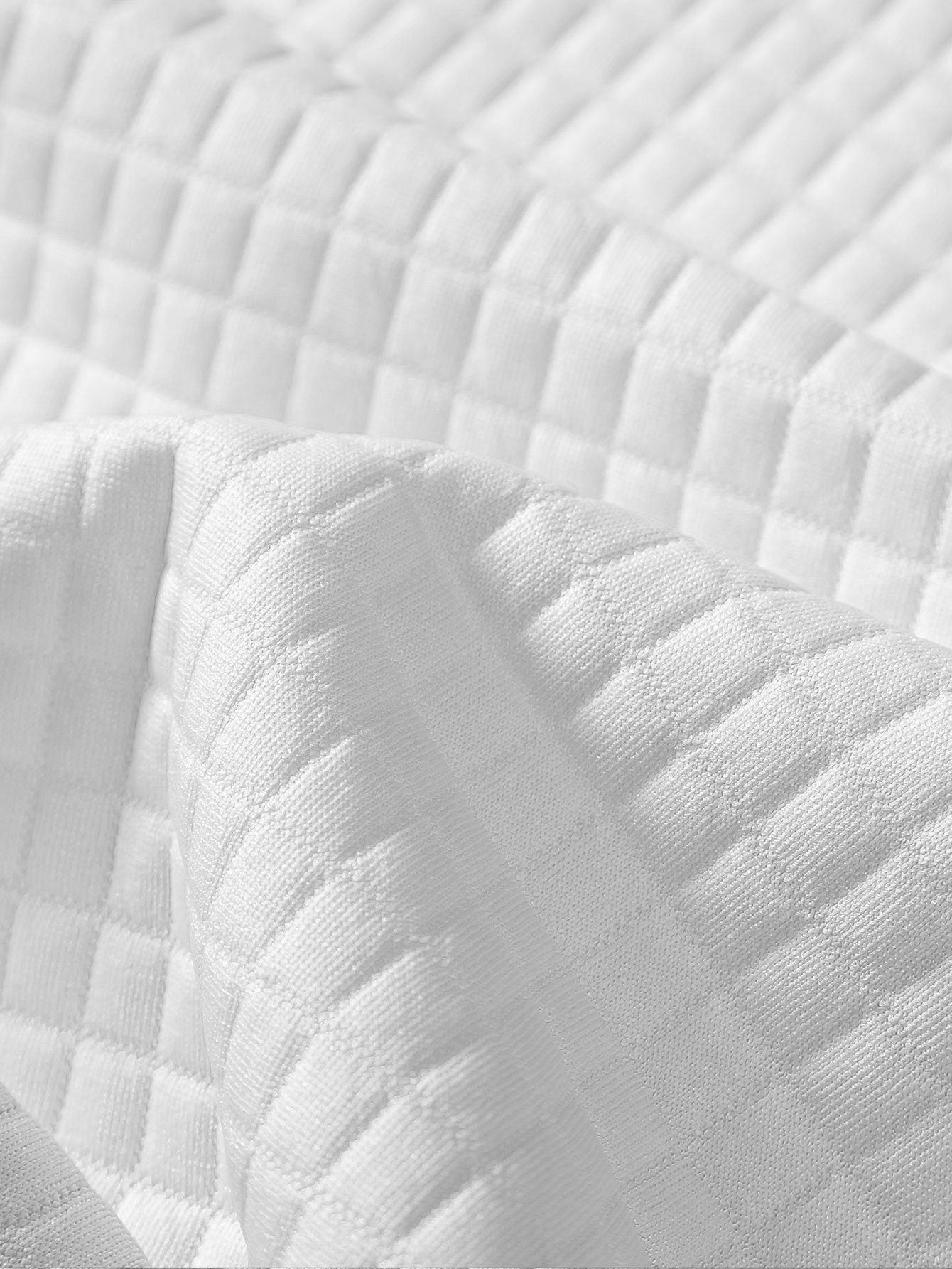 Camisa "Pixel Tech" – Textura 3D y Estilo Minimalista