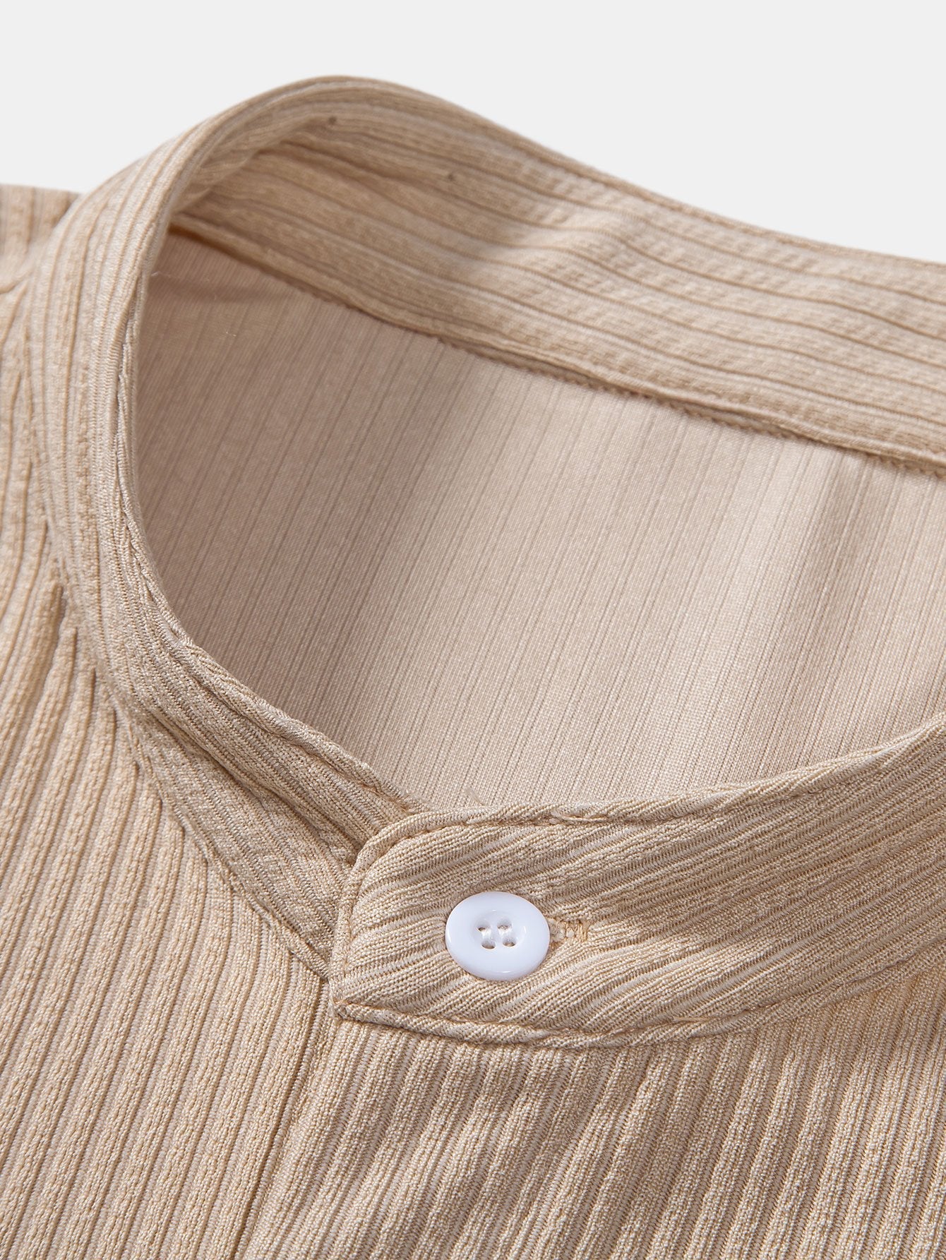 Camisa "Mao Muscle" – Textura Acanalada y Estilo Atlético